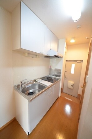 プリムヴェール国立の物件内観写真